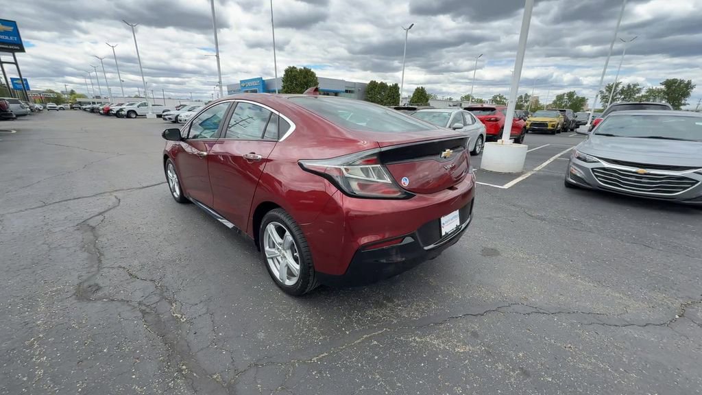 Used 2017 Chevrolet Volt LT FWD image 6