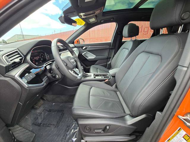 Certified 2025 Audi Q3 2.0T Premium Plus w/ Premium Plus Package AWD/4WD image 20