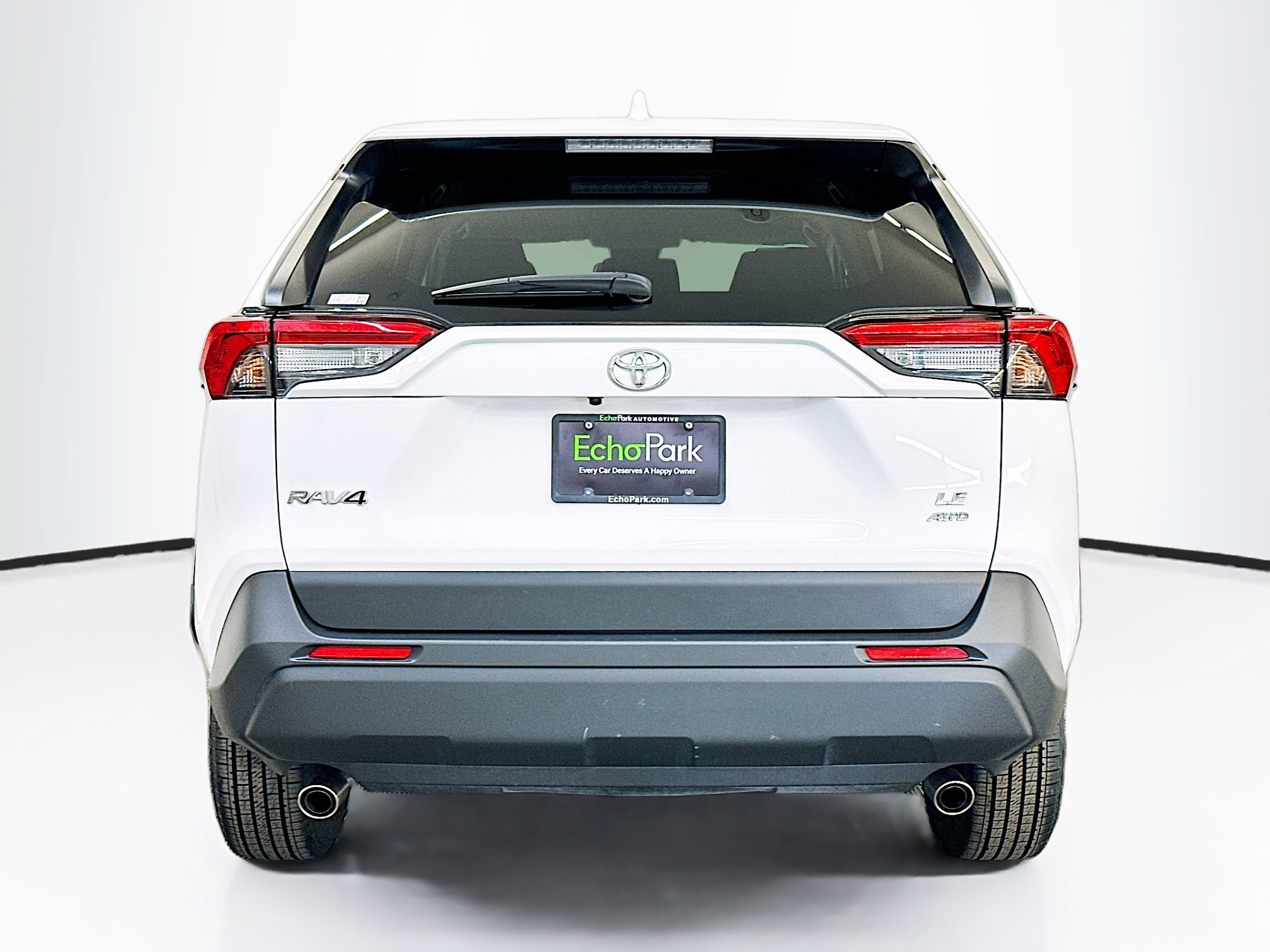 Used 2025 Toyota RAV4 LE image 7