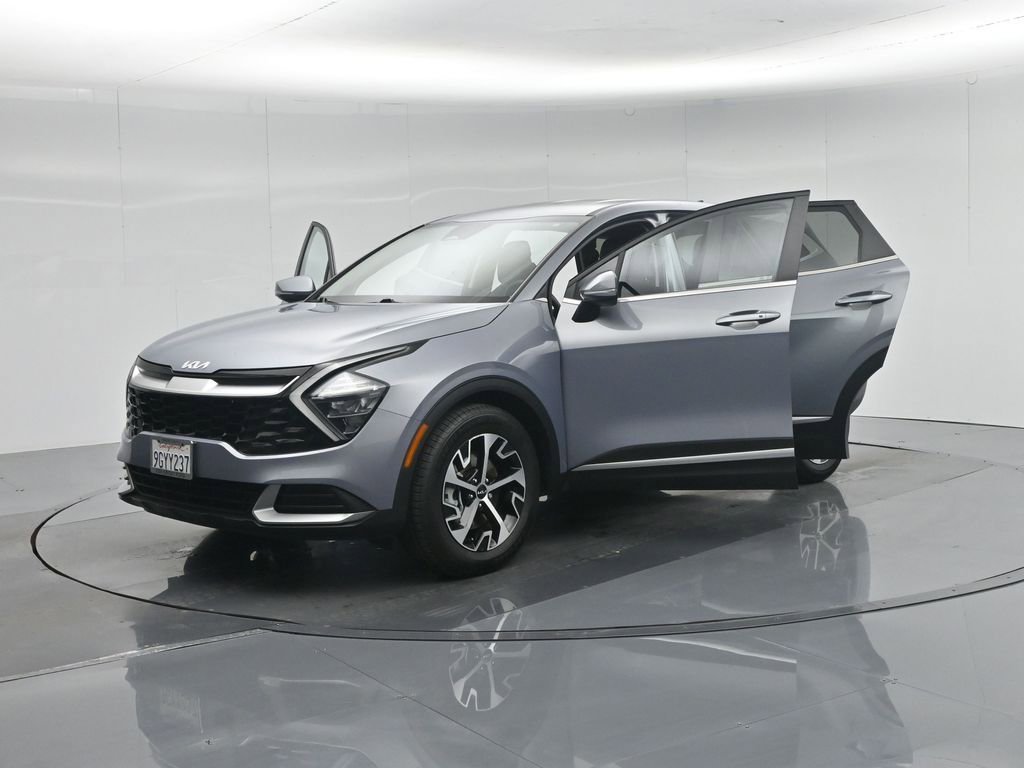 Used 2023 Kia Sportage EX image 32