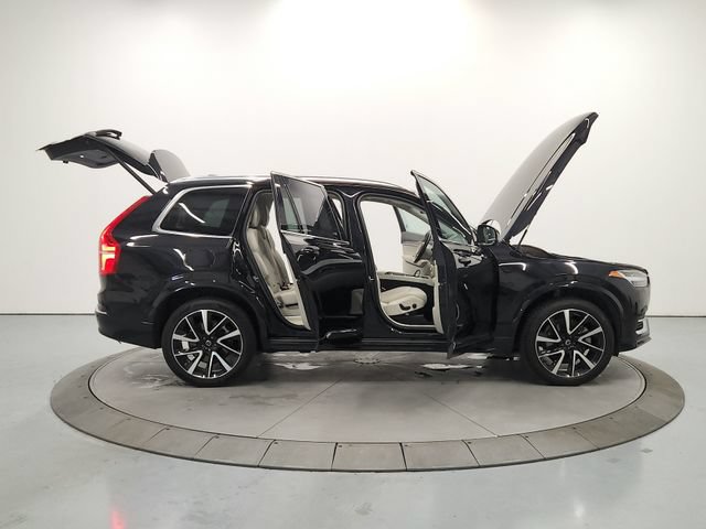 Used 2023 Volvo XC90 B6 Plus w/ Protection Package AWD/4WD image 16