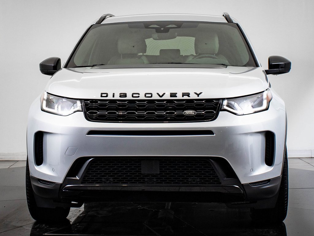 Used 2022 Land Rover Discovery Sport SE image 2