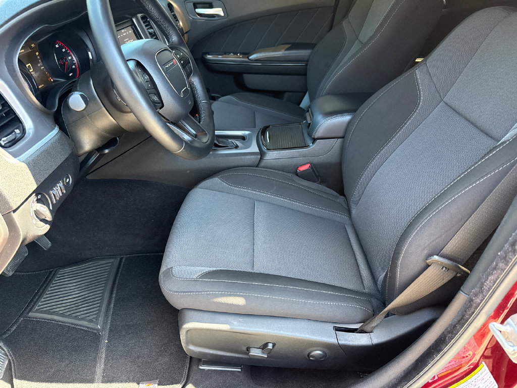 Used 2022 Dodge Charger SXT w/ Blacktop Package RWD image 9