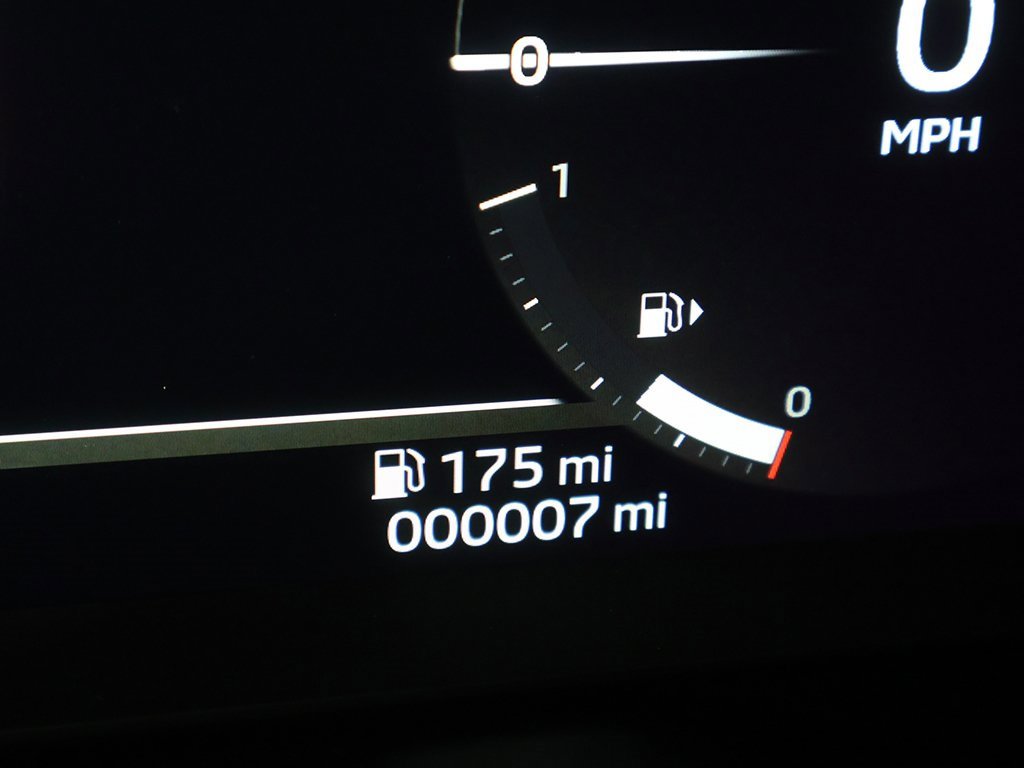 New 2025 Mitsubishi Outlander SE image 43