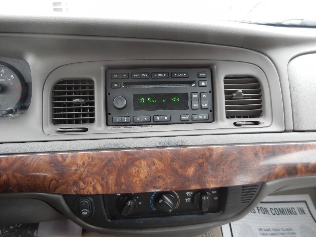 Used 2006 Mercury Grand Marquis GS RWD image 34
