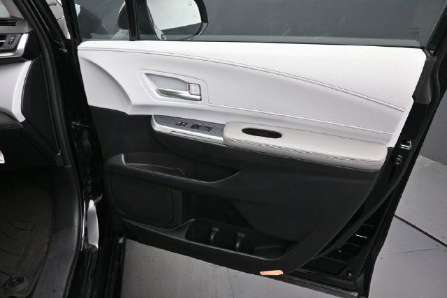 Certified 2026 Toyota Sienna XLE AWD/4WD image 23