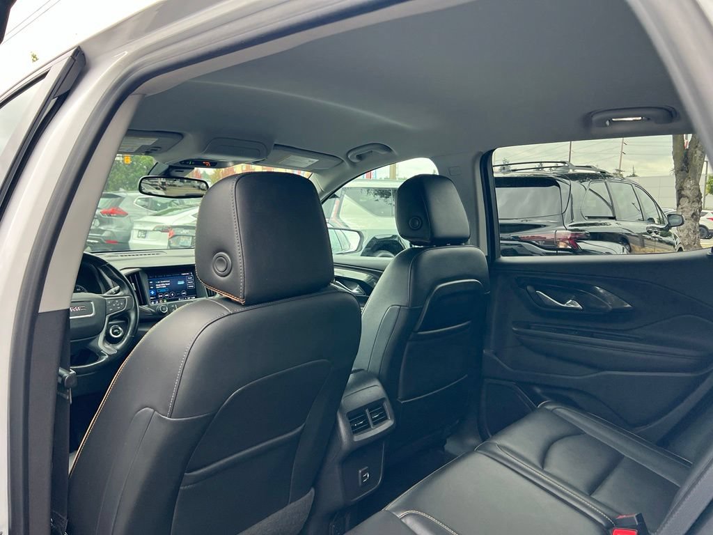 Used 2022 GMC Terrain AT4 AWD/4WD image 9