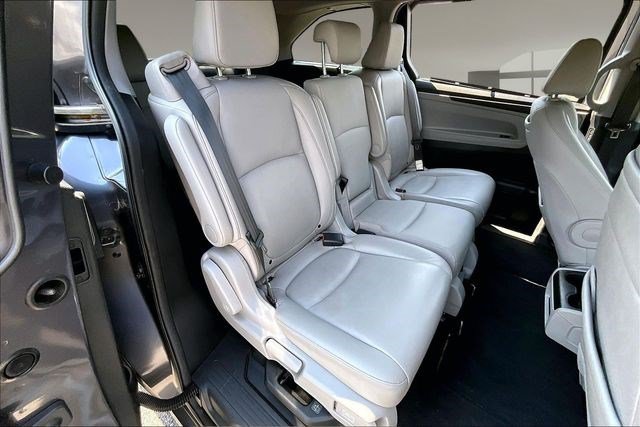 Certified 2022 Honda Odyssey Touring image 23