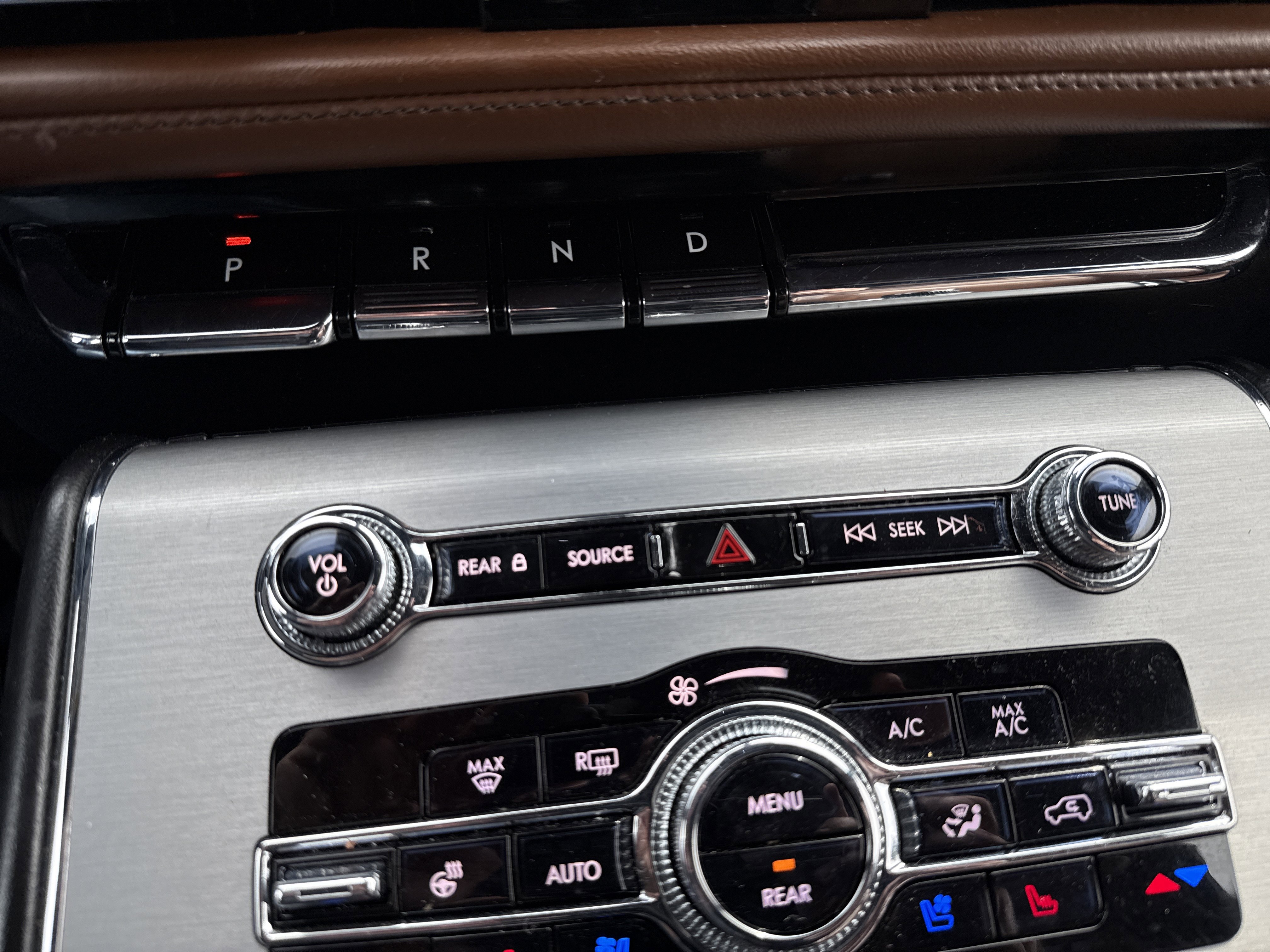 Used 2021 Lincoln Aviator Reserve w/ Elements Package Plus image 24