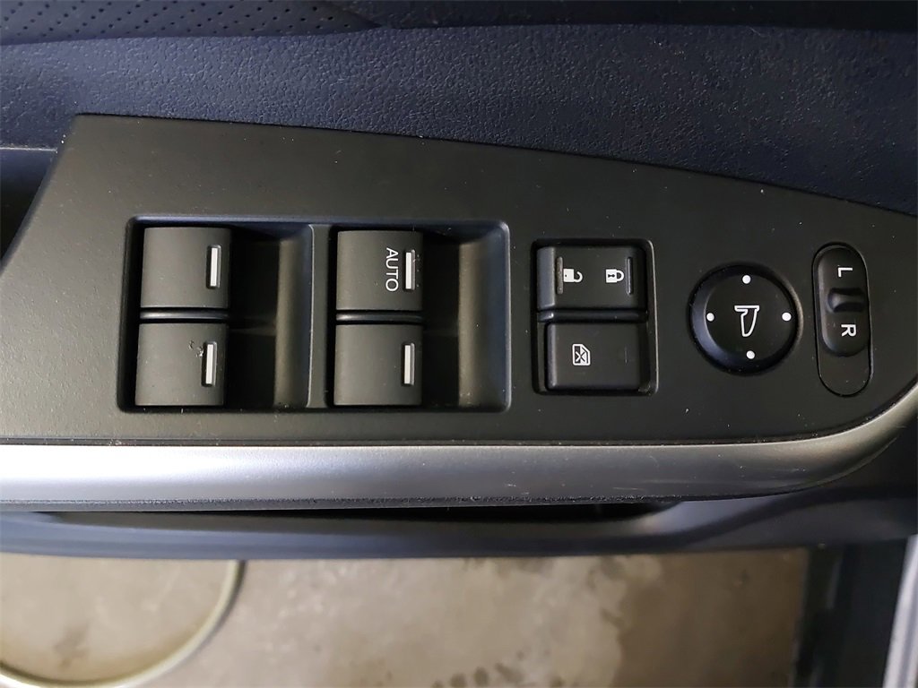 Used 2015 Honda CR-V EX-L image 21