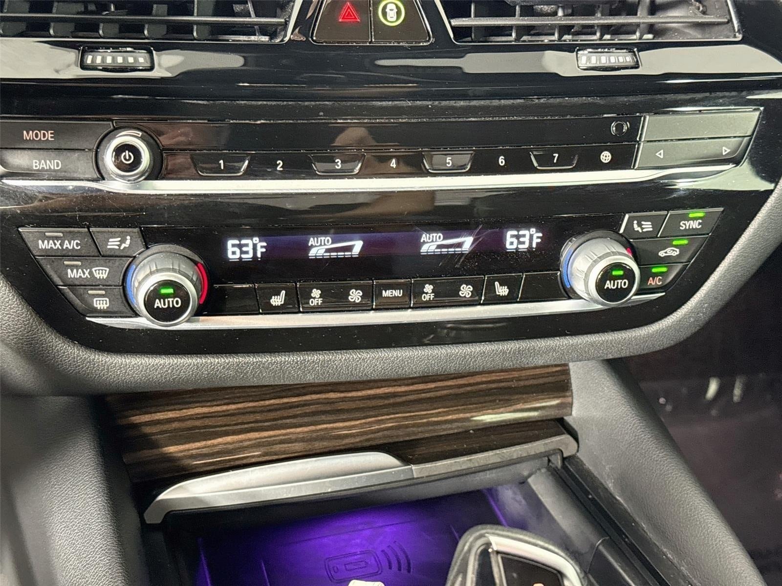 Used 2021 BMW 530i w/ Premium Package RWD image 18