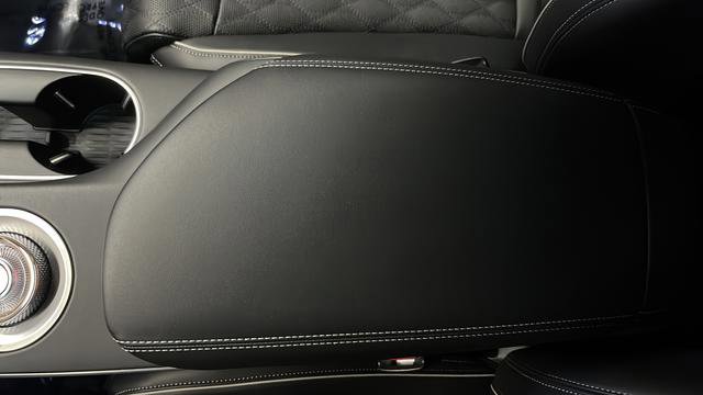 Used 2024 Genesis GV70 3.5T Sport w/ Sport Advanced Package image 20