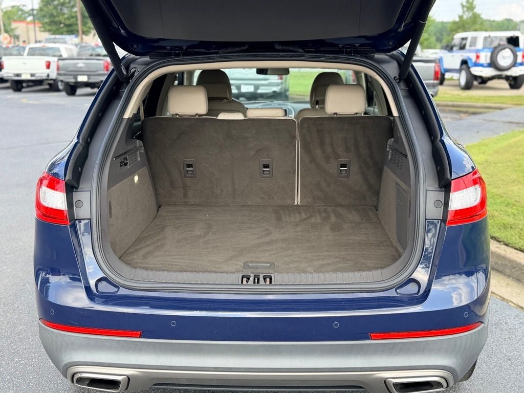 Used 2018 Lincoln MKX Reserve w/ Driver Assistance Package FWD image 10