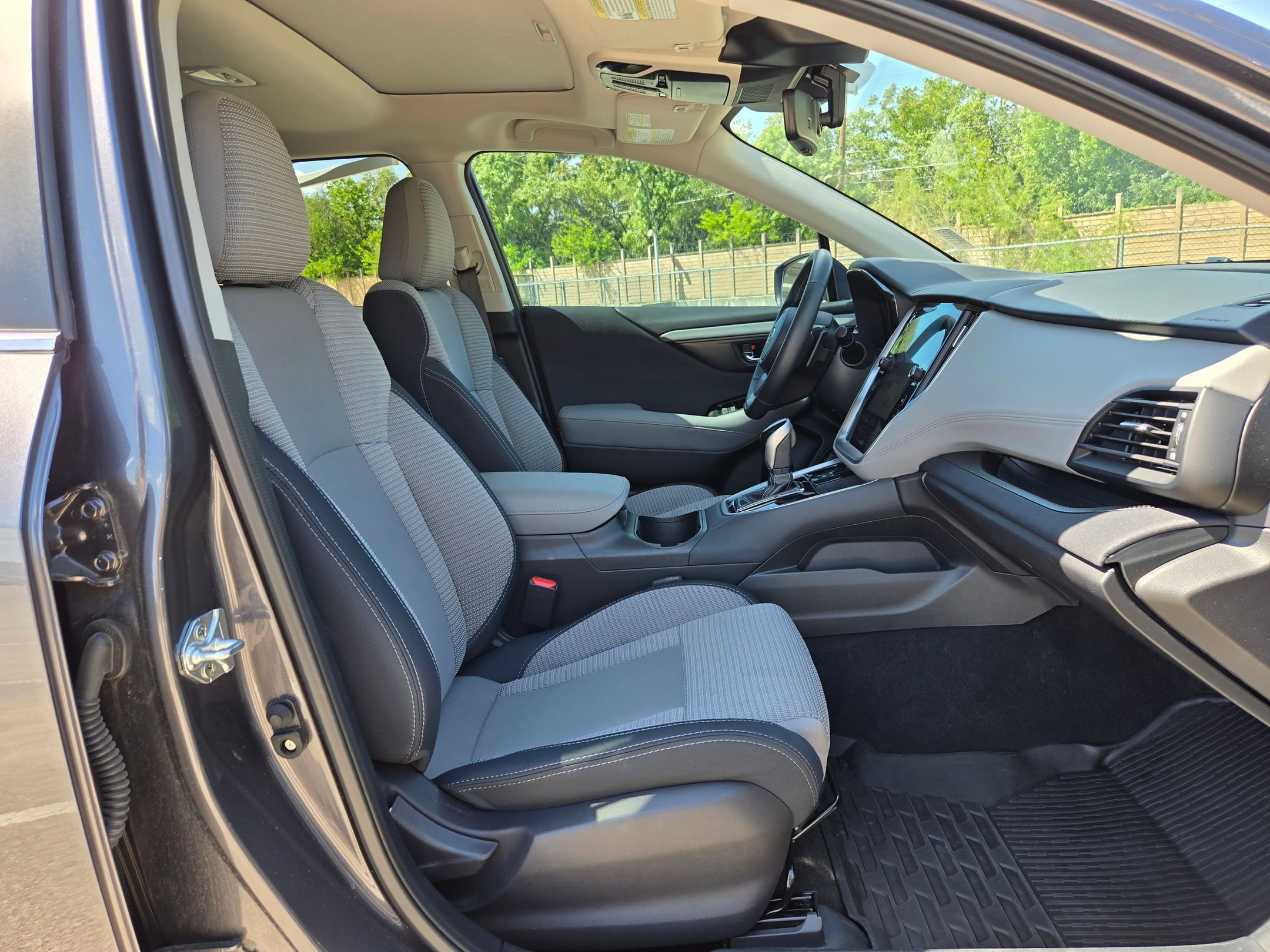 Used 2025 Subaru Outback Premium AWD/4WD image 29
