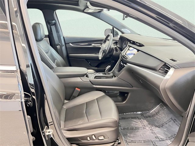 Certified 2023 Cadillac XT5 Premium Luxury w/ LPO, Floor Liner Package image 11
