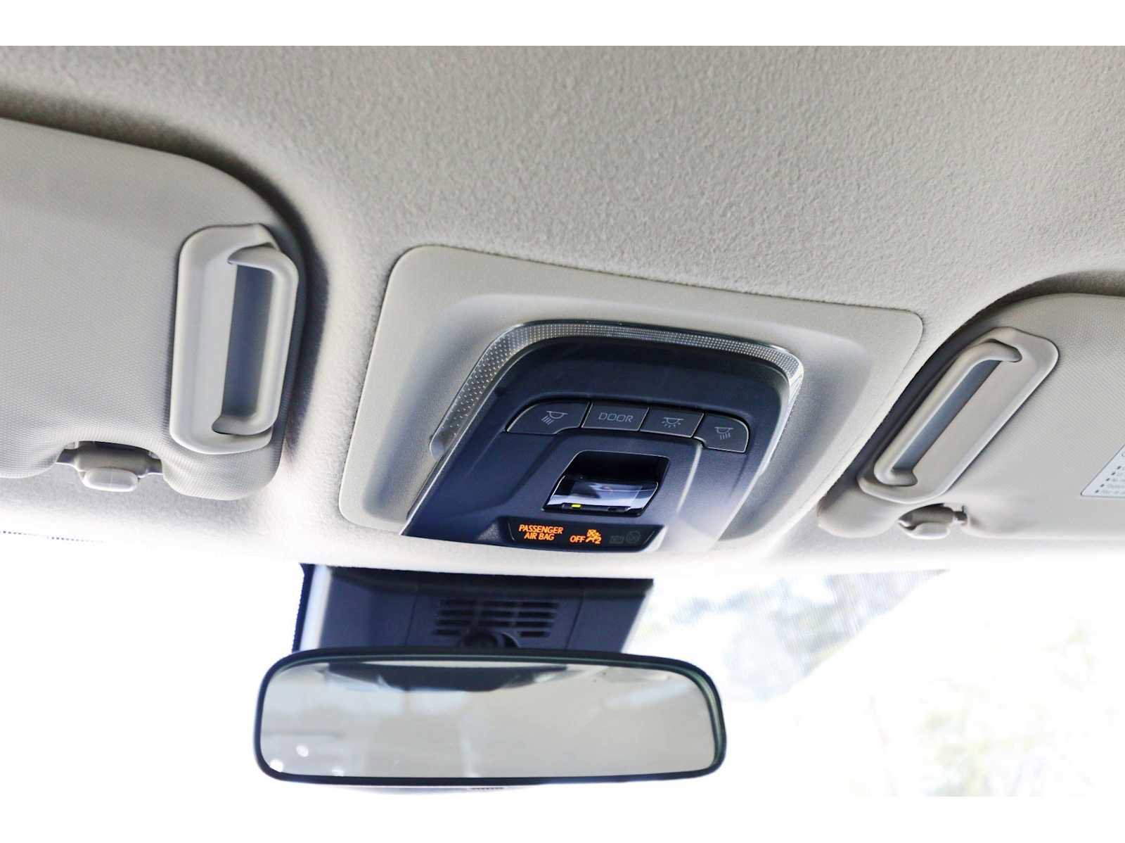 Used 2026 Toyota Corolla LE image 21