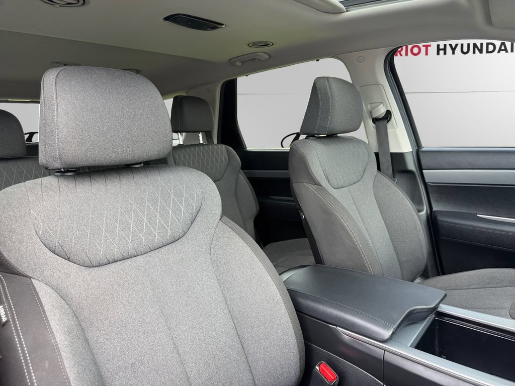 Used 2022 Hyundai Palisade SEL w/ Convenience Package AWD/4WD image 13