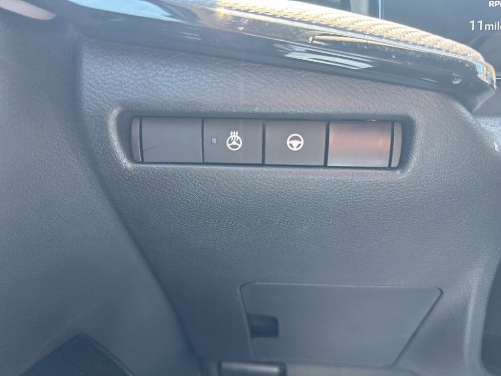 New 2026 Nissan Kicks SR w/ SR Premium Package AWD/4WD image 19