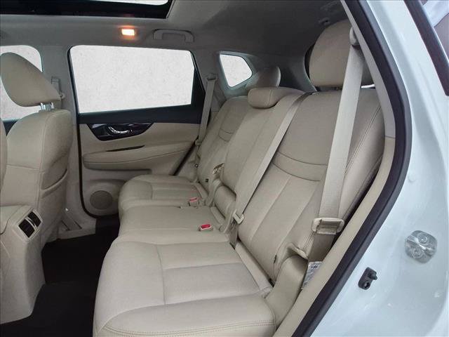 Used 2019 Nissan Rogue SL w/ Premium Package FWD image 22