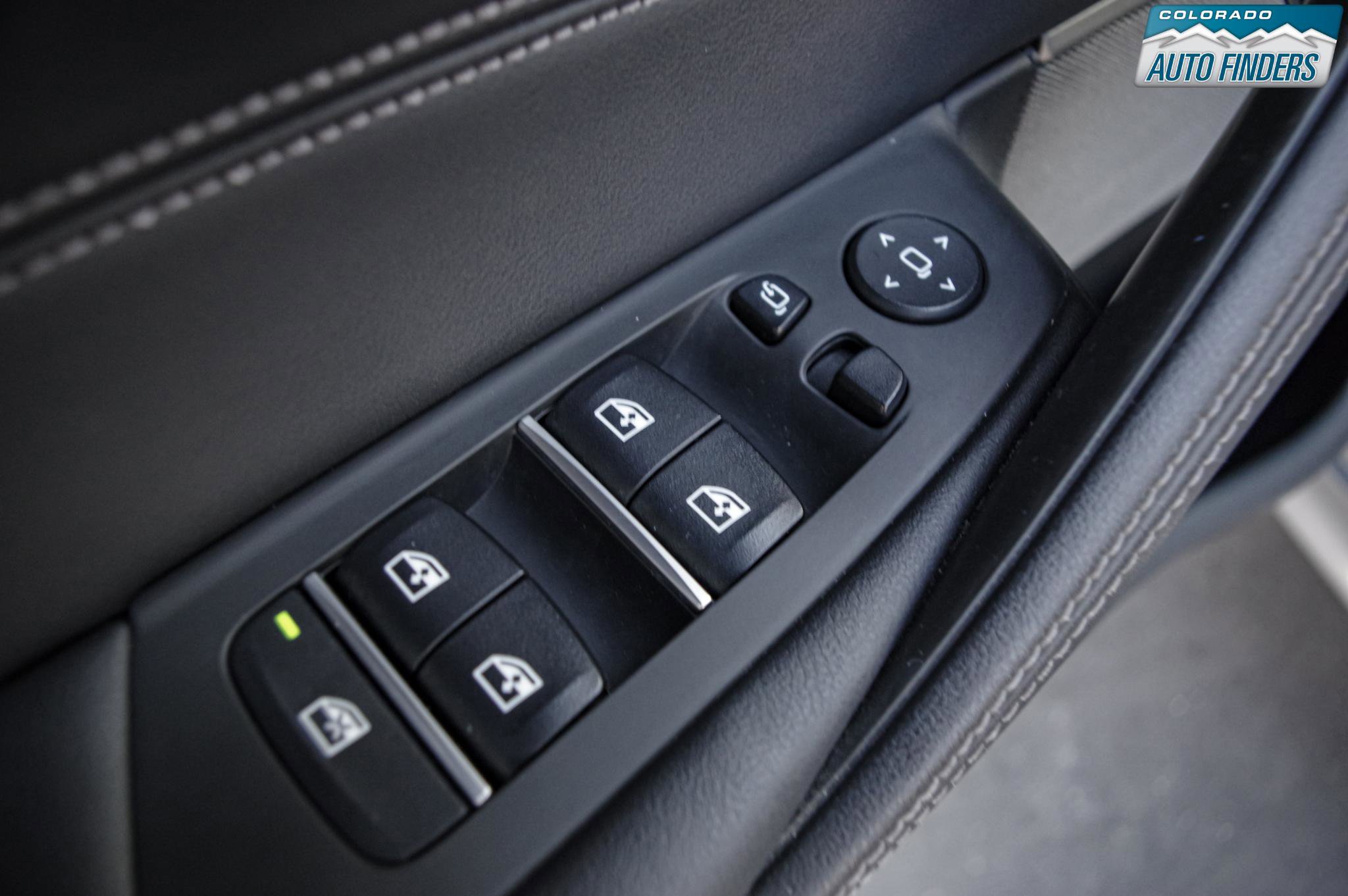 Used 2021 BMW M550i xDrive w/ Premium Package image 11