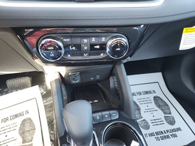 New 2026 Chevrolet TrailBlazer LT w/ Convenience Package image 15