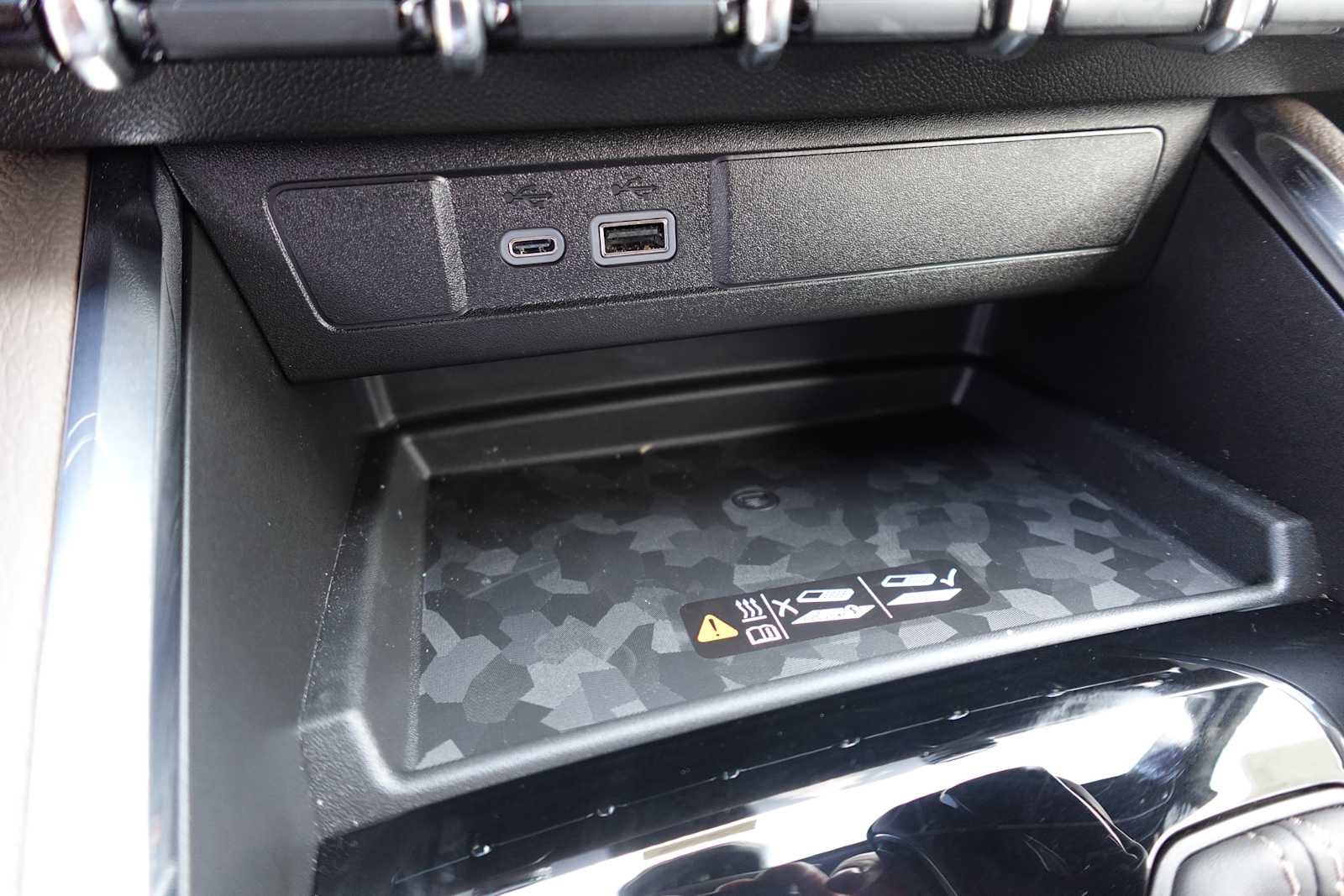 New 2026 GMC Canyon Denali w/ LPO, Denali Black Edition image 23