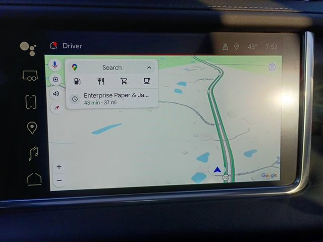 Used 2024 GMC Yukon Denali w/ Advanced Technology Package image 33