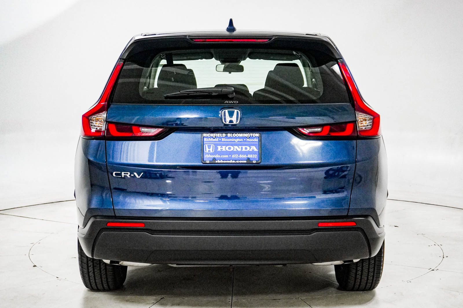 Used 2023 Honda CR-V LX image 7