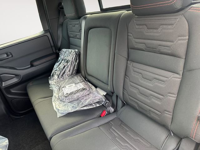 New 2026 Nissan Frontier PRO-4X w/ Pro-4x Convenience Package image 13
