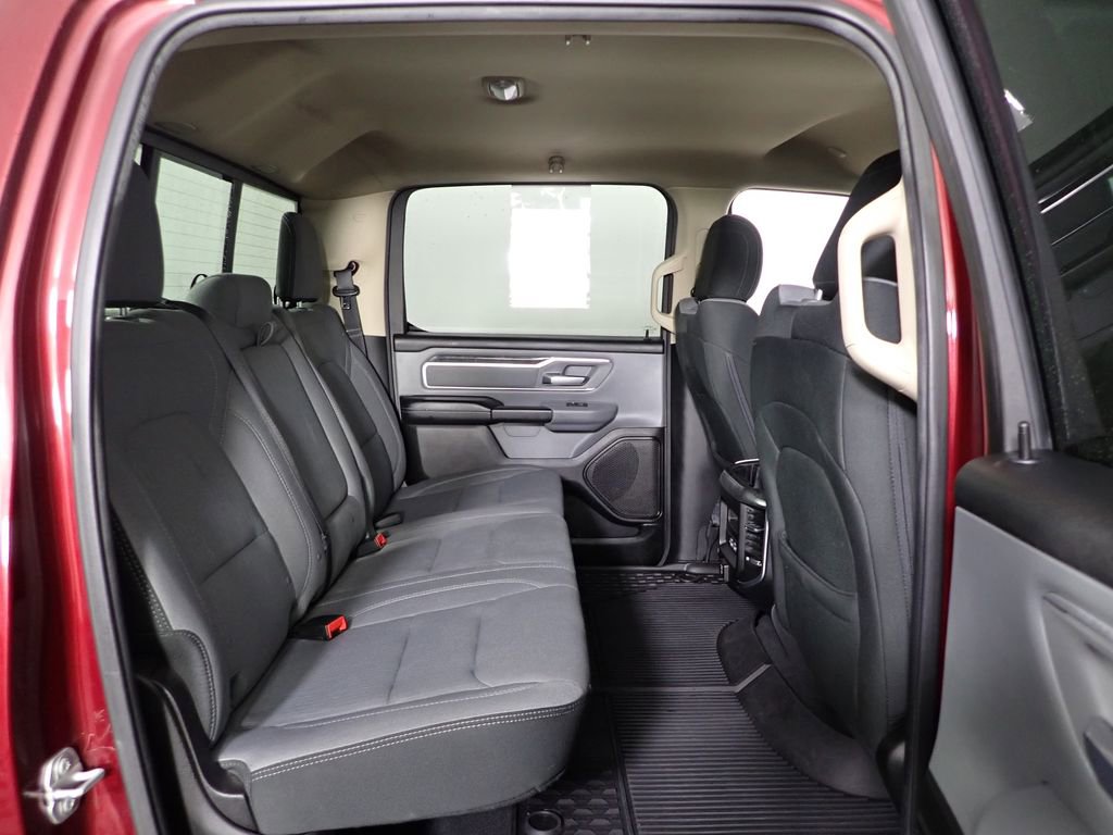 Used 2019 RAM 1500 Big Horn AWD/4WD image 34