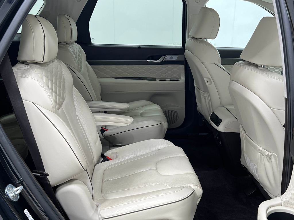 Used 2021 Hyundai Palisade Calligraphy image 36