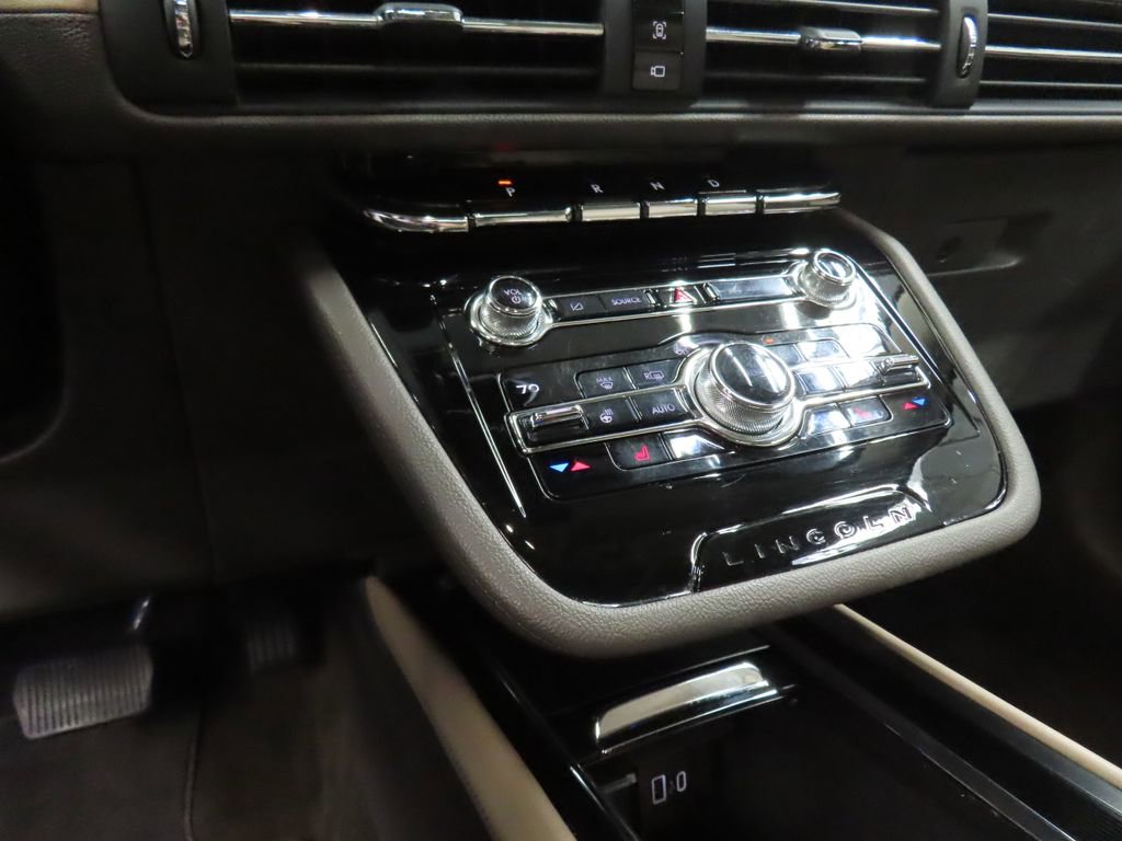 Used 2020 Lincoln Corsair Reserve AWD/4WD image 62
