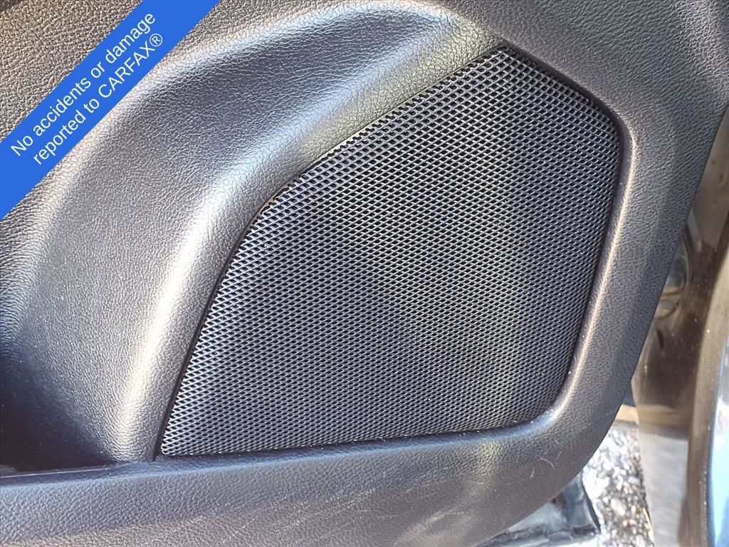 Used 2019 Ford Edge SE image 17