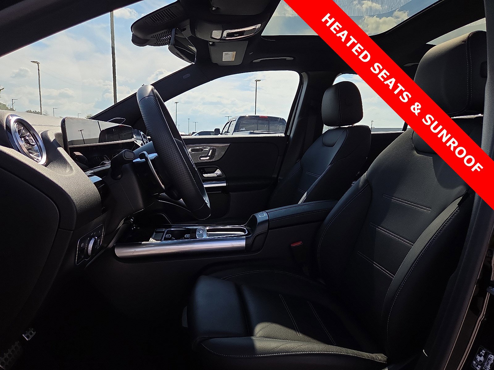 Used 2025 Mercedes-Benz GLA 35 AMG 4MATIC image 15