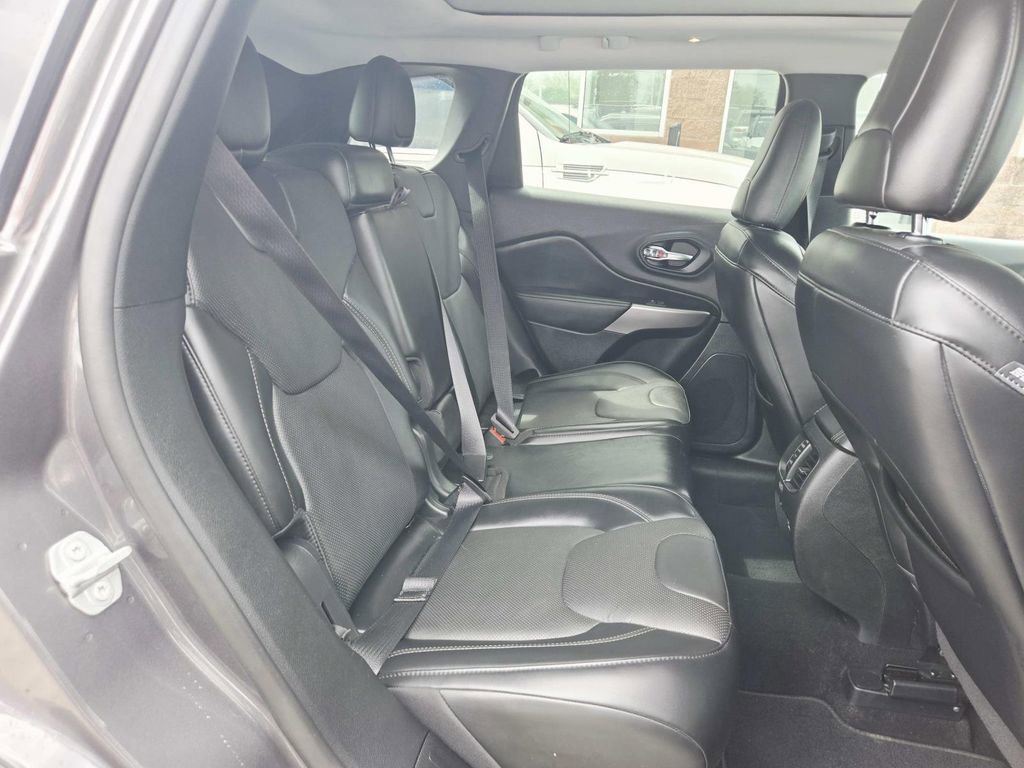 Used 2021 Jeep Cherokee Limited w/ Elite Package image 15