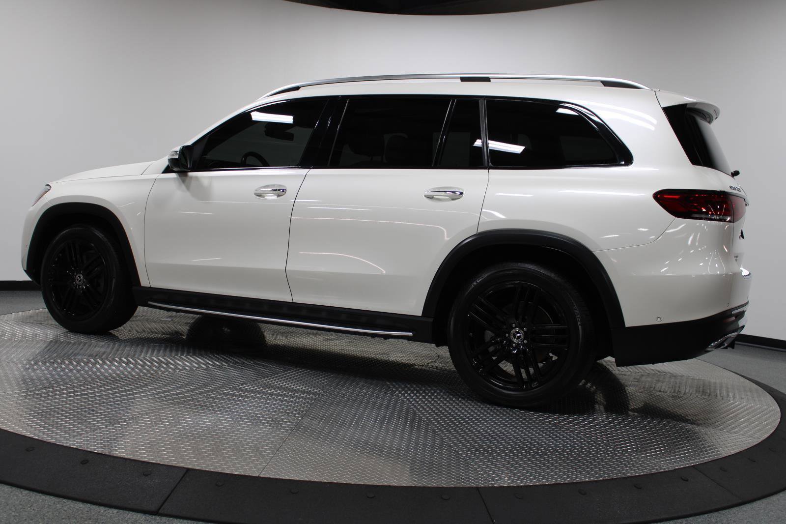 Used 2021 Mercedes-Benz GLS 450 4MATIC image 6