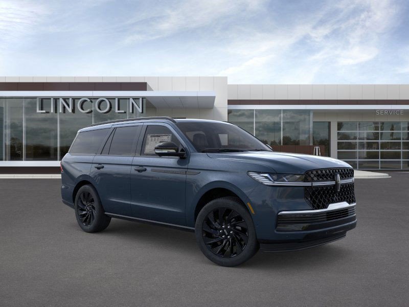 New 2026 Lincoln Navigator Reserve w/ Jet Appearance Package AWD/4WD image 7