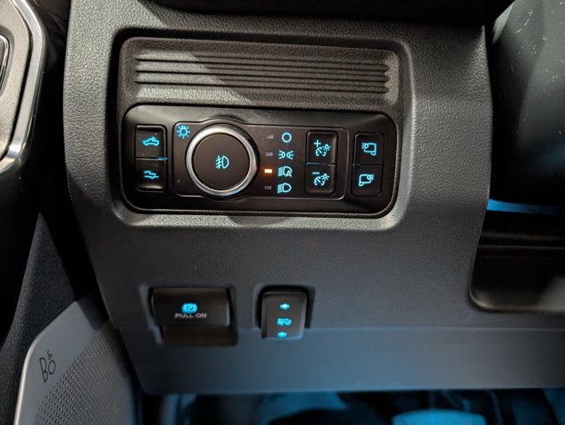 Used 2026 Ford F450 Platinum AWD/4WD image 25