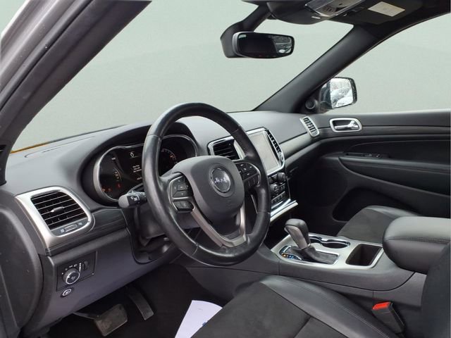 Used 2020 Jeep Grand Cherokee Altitude image 11