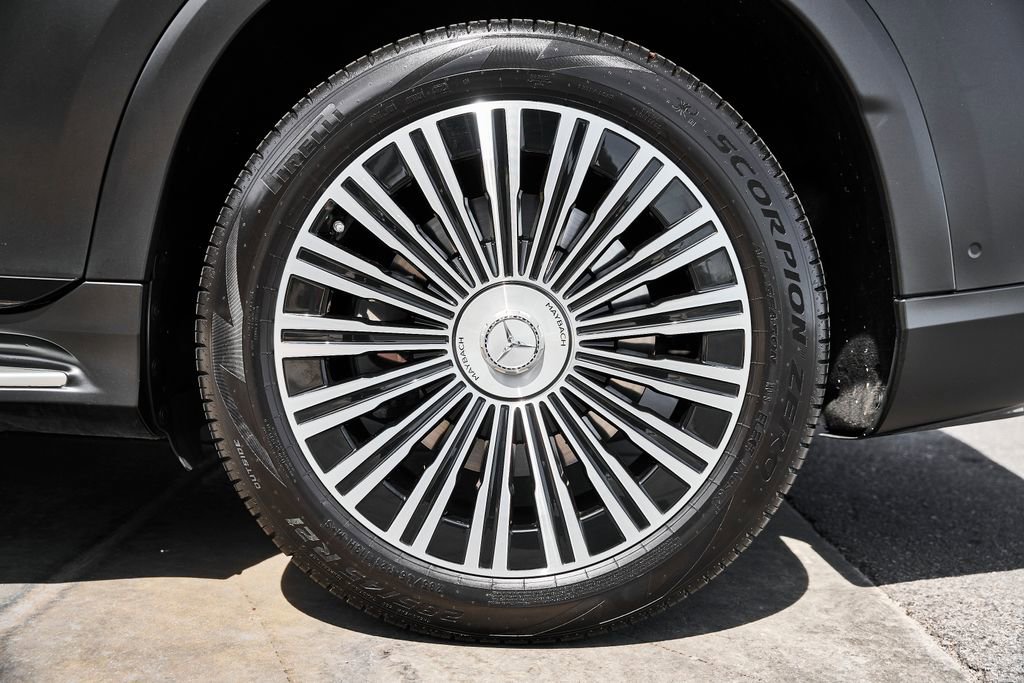 Used 2024 Mercedes-Benz Maybach EQS 680 4MATIC image 23
