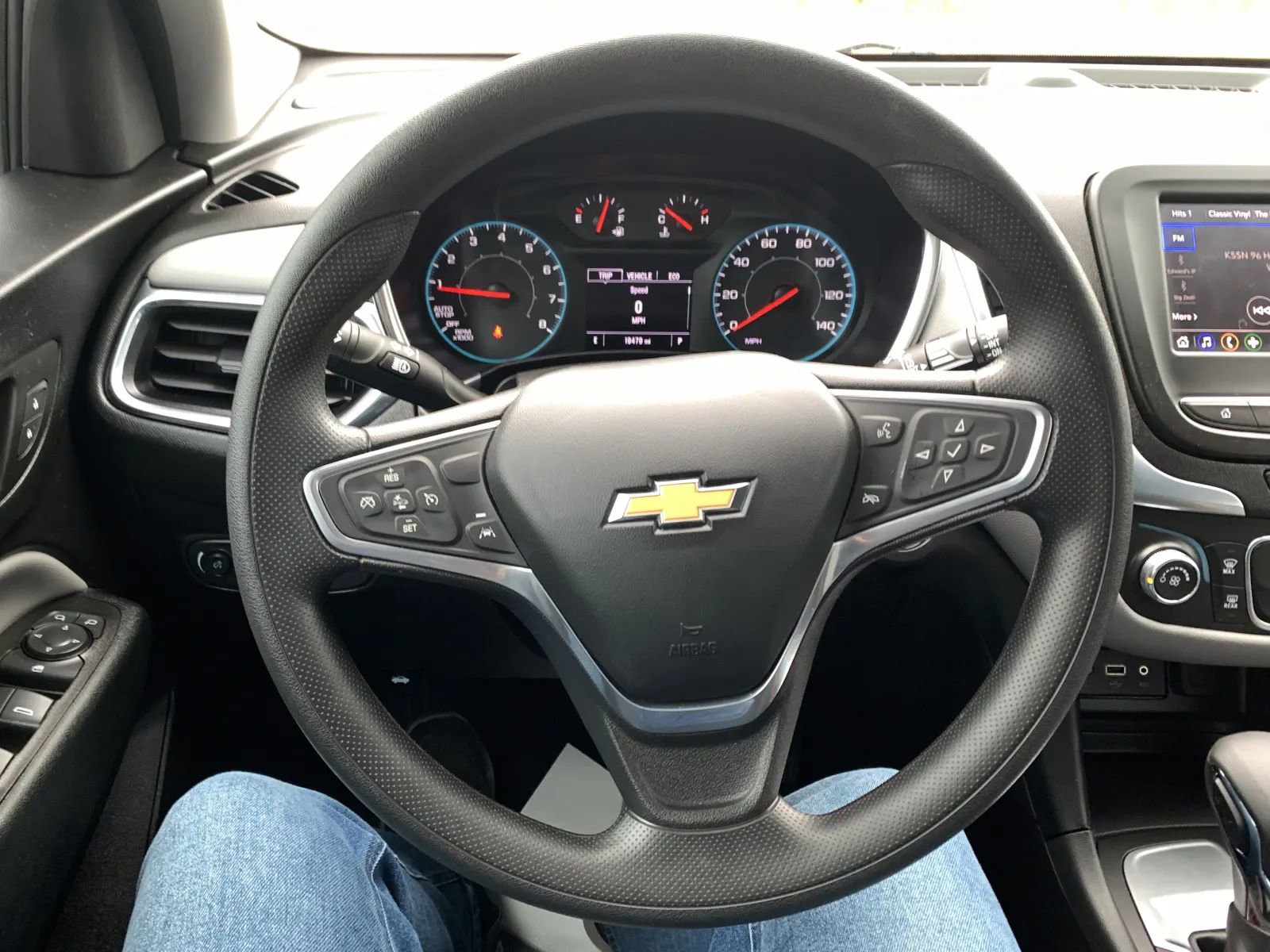 Used 2022 Chevrolet Equinox LS w/ Driver Confidence II Package image 12