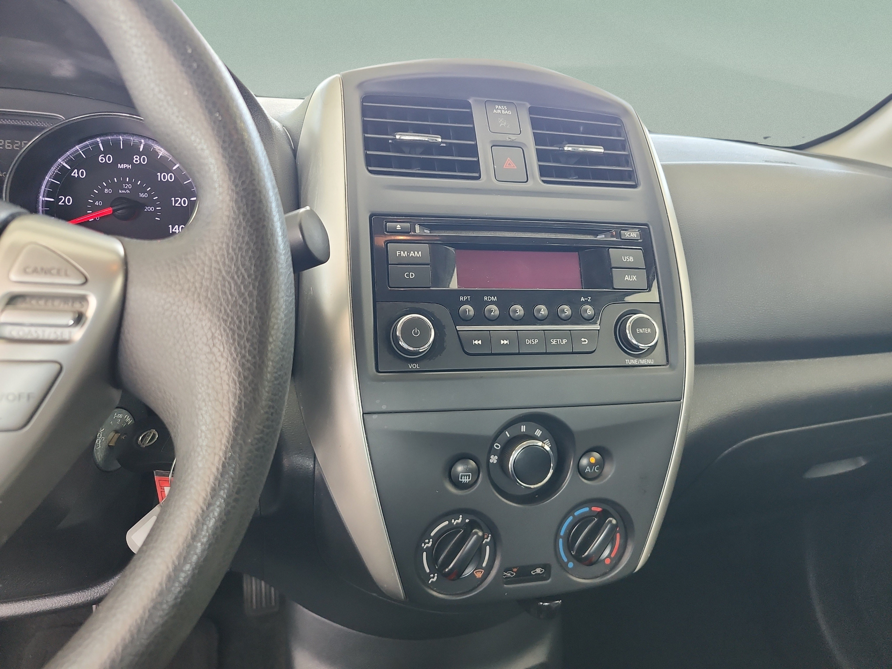 Used 2016 Nissan Versa SV FWD image 12