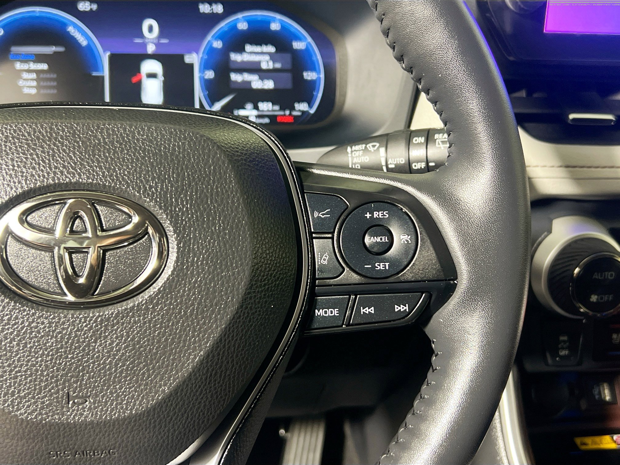 Used 2024 Toyota RAV4 Limited image 19