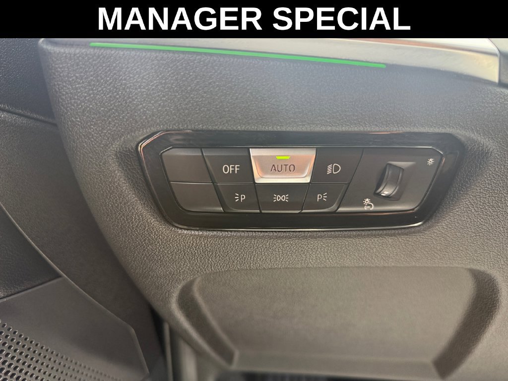 Used 2023 BMW 330i Sedan w/ Convenience Package RWD image 24