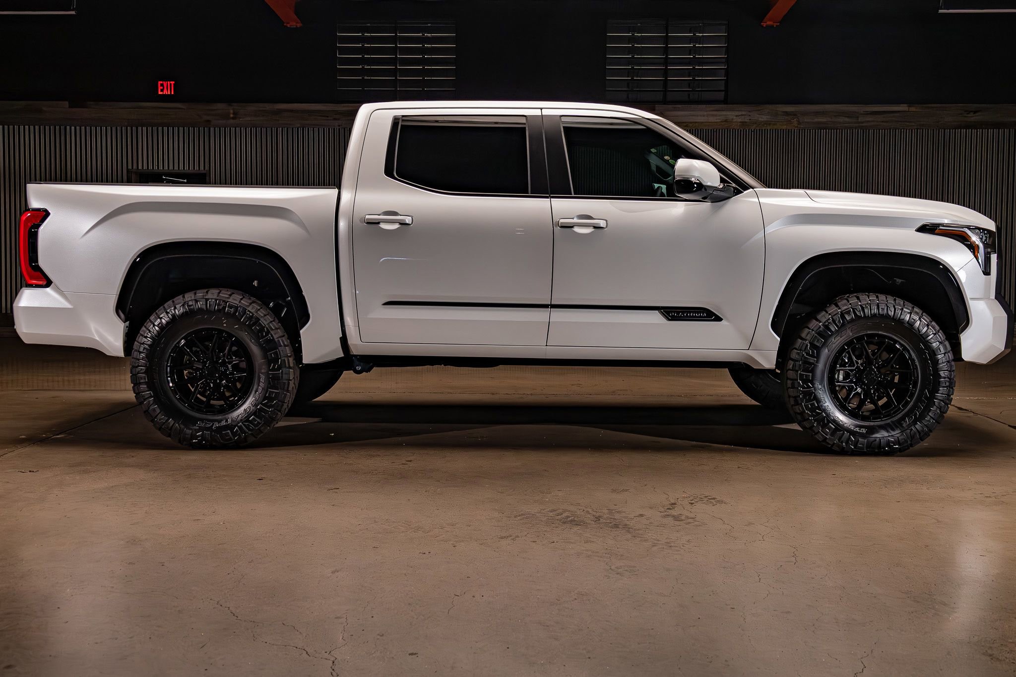 Used 2026 Toyota Tundra Platinum AWD/4WD image 11