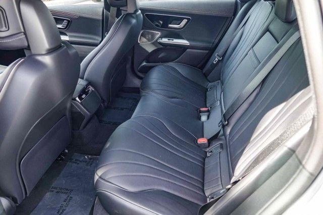 New 2024 Mercedes-Benz EQE 500 4MATIC Sedan image 17