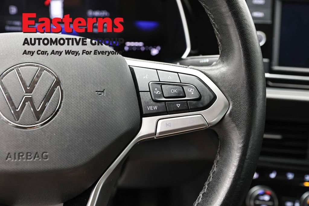 Used 2024 Volkswagen Jetta SE image 16