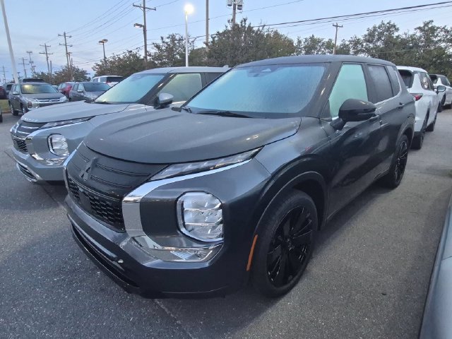 New 2026 Mitsubishi Outlander LE FWD image 7