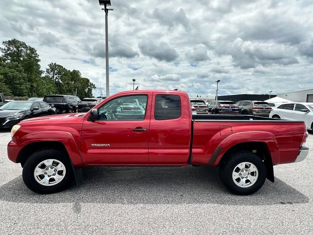 Used 2014 Toyota Tacoma PreRunner w/ SR5 Package RWD image 29