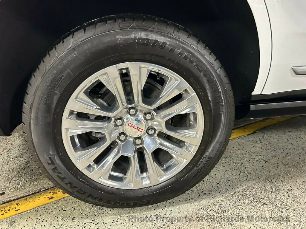 Used 2025 GMC Yukon Denali w/ Sun & Power Step Package AWD/4WD image 13